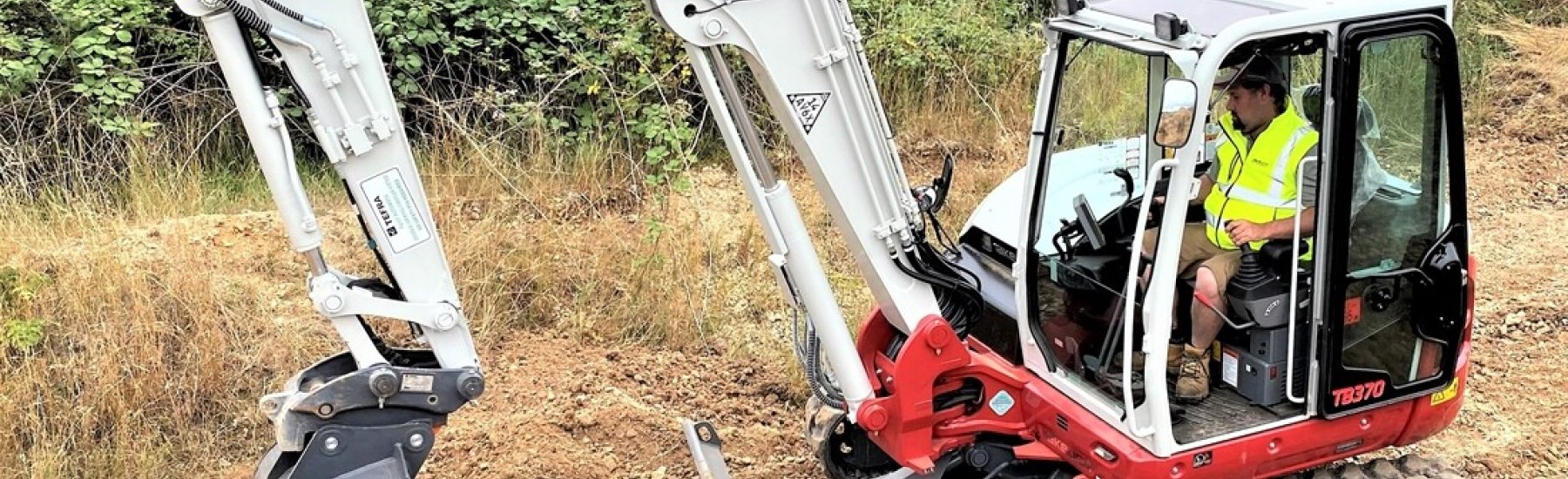 Takeuchi TB225 LSA Extra minigraver | Grondverzetmachines | Occasions