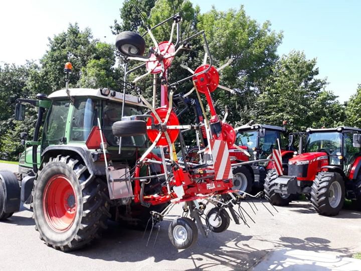 Nieuwe FELLA schudder afgeleverd welke onlangs zijn eerste hectares geschud heeft!