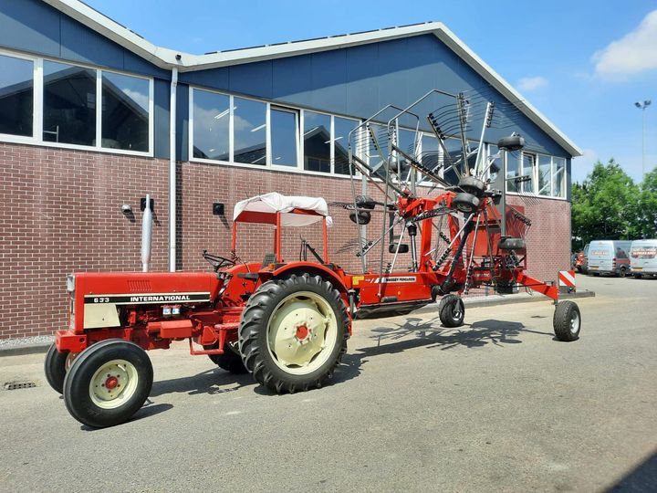 Massey Ferguson RK 802 TRC hark aan het werk gegaan in de alblasserwaard